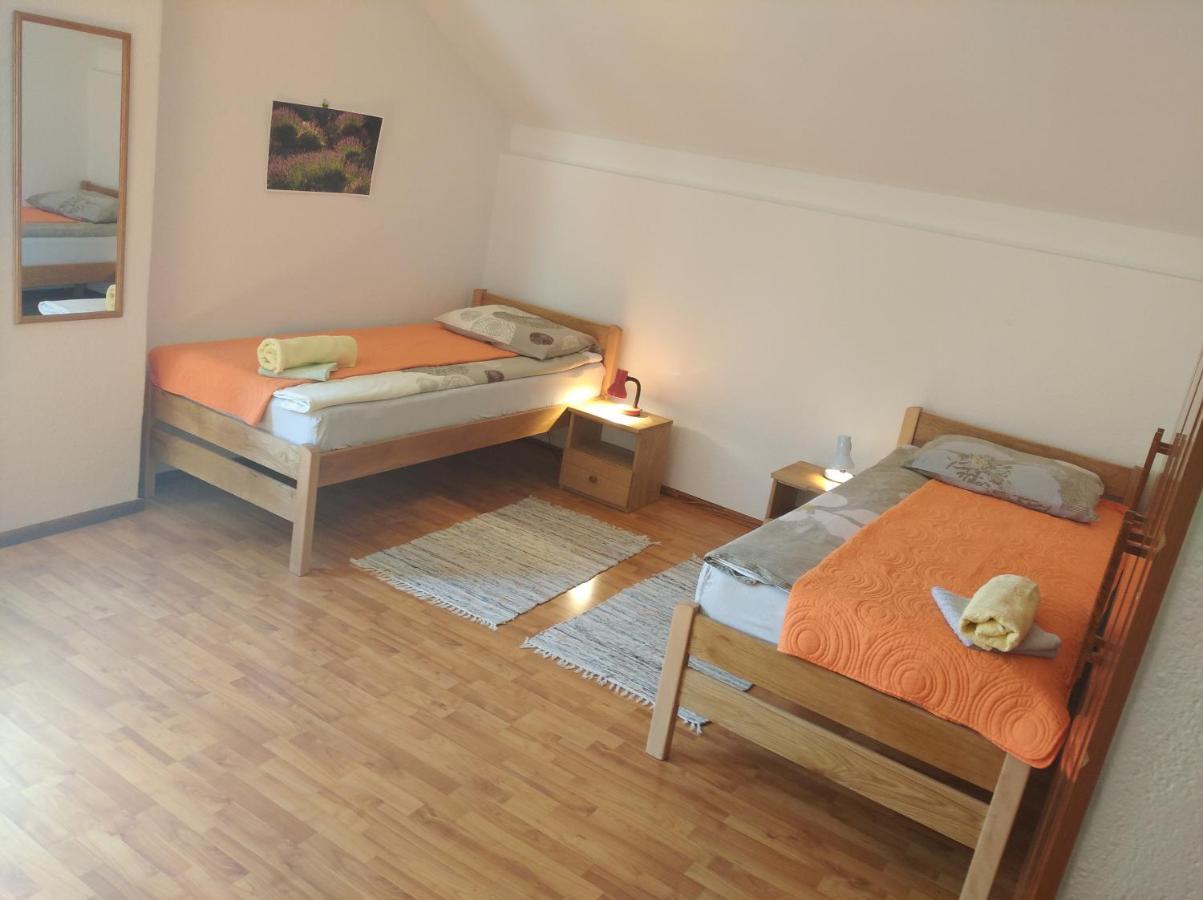 Rooms "Nada Zunic" Knin Ngoại thất bức ảnh